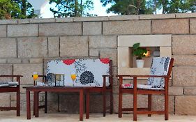 Bungalow Vice With Pool